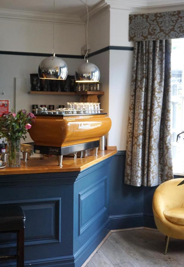 The Coach House Suffolk Hotel โลเวสทอฟต์ ภายนอก รูปภาพ