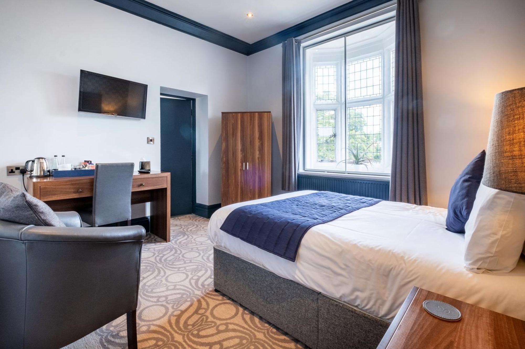 The Coach House Suffolk Hotel โลเวสทอฟต์ ภายนอก รูปภาพ