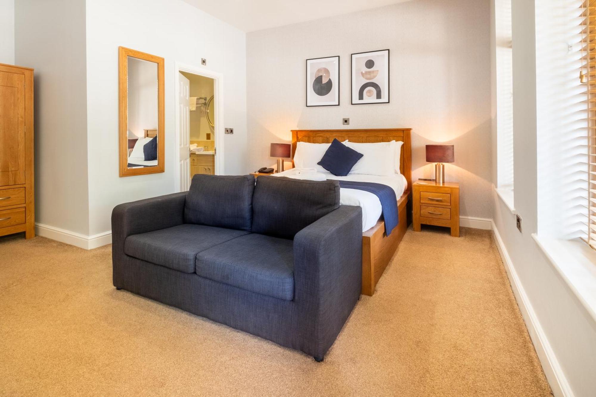 The Coach House Suffolk Hotel โลเวสทอฟต์ ภายนอก รูปภาพ