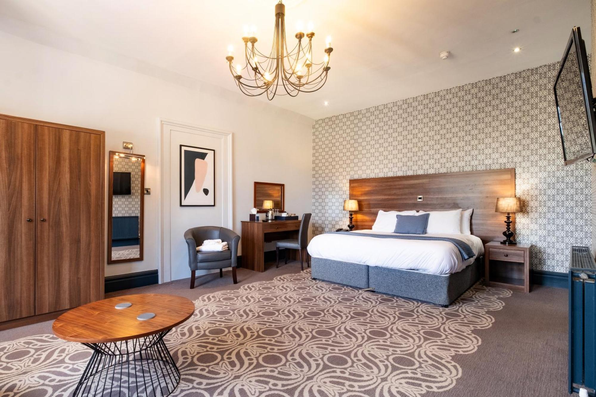 The Coach House Suffolk Hotel โลเวสทอฟต์ ภายนอก รูปภาพ