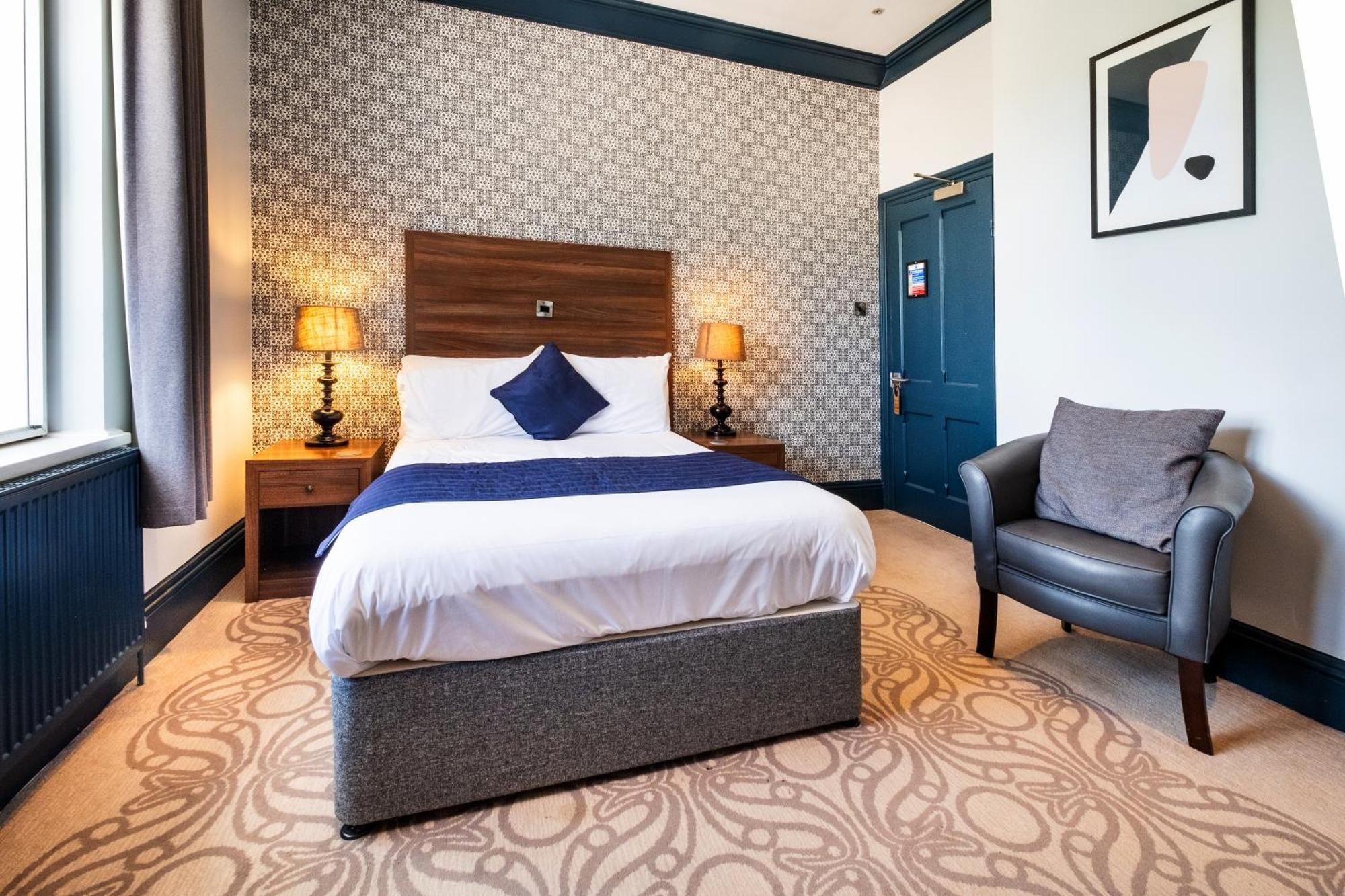The Coach House Suffolk Hotel โลเวสทอฟต์ ภายนอก รูปภาพ