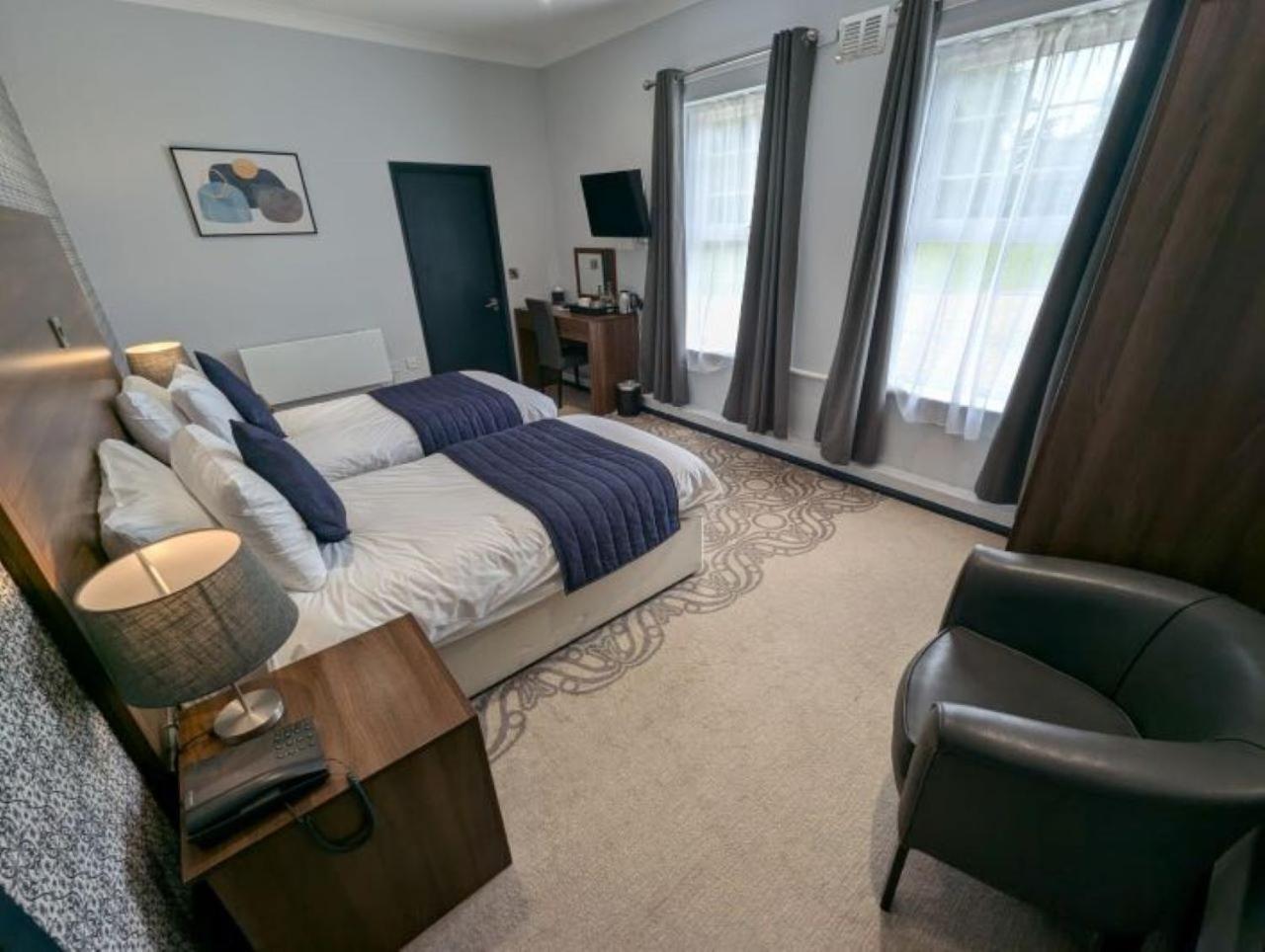 The Coach House Suffolk Hotel โลเวสทอฟต์ ภายนอก รูปภาพ