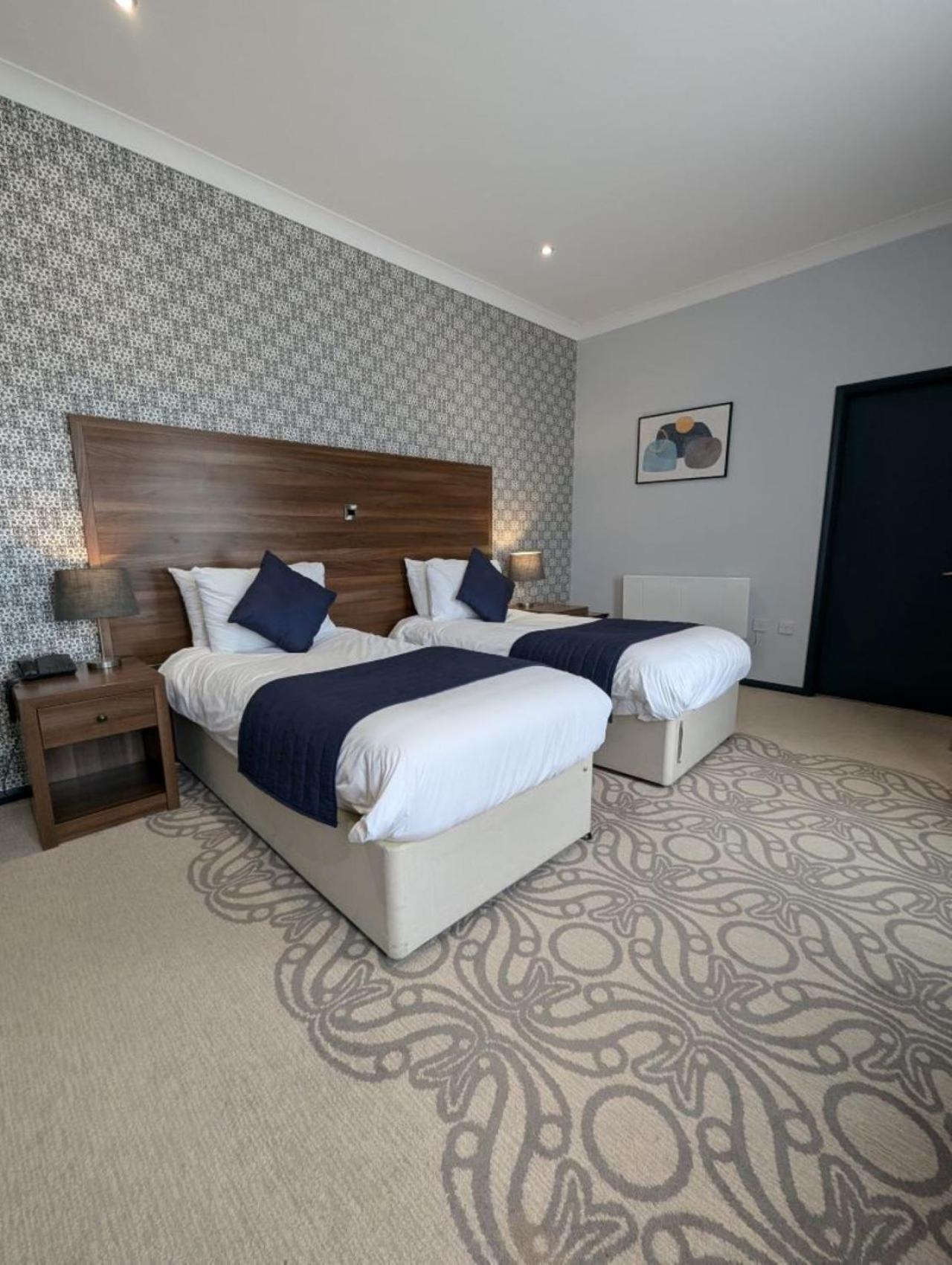 The Coach House Suffolk Hotel โลเวสทอฟต์ ภายนอก รูปภาพ